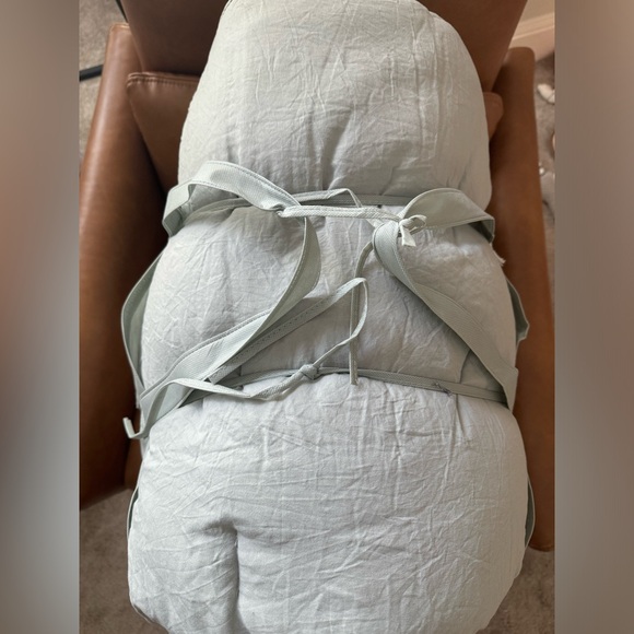 🎉LAST PIECE 🎉DREAM STORIES Solid Supersoft Comforter Set - Picture 4 of 6